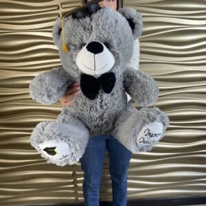 Oso de grado 55 cm medida total gris negro personalizado en camiseta y huellas, incluye birrete