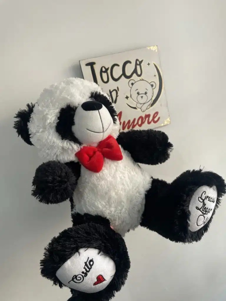 Oso panda de peluche de 55 cm con moño rojo y huellas bordadas, idea de regalo de amigo secreto de Navidad