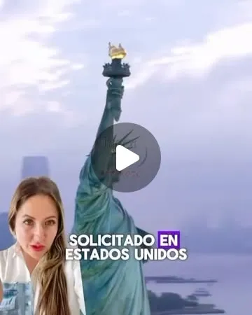 Estatua de la Libertad y una clienta de Tocco de Amore con el texto «Solicitado en Estados Unidos»